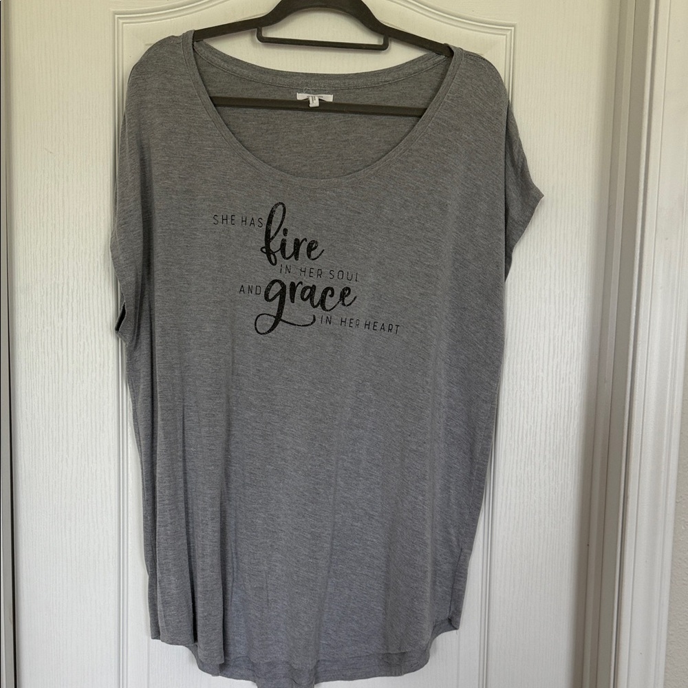 Maurices Gray Short Sleeve Tee with Inspirational Quote